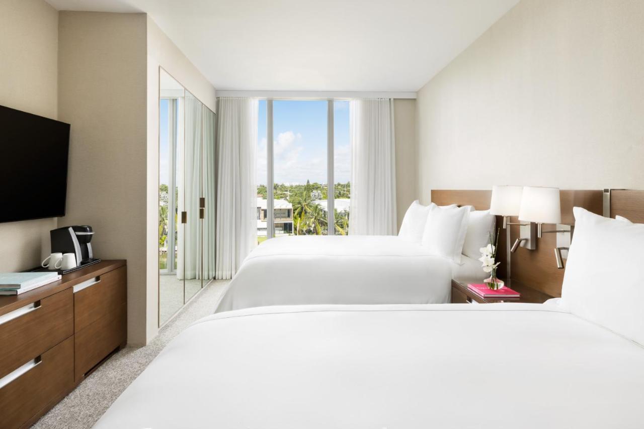 Double Queen Room Water View