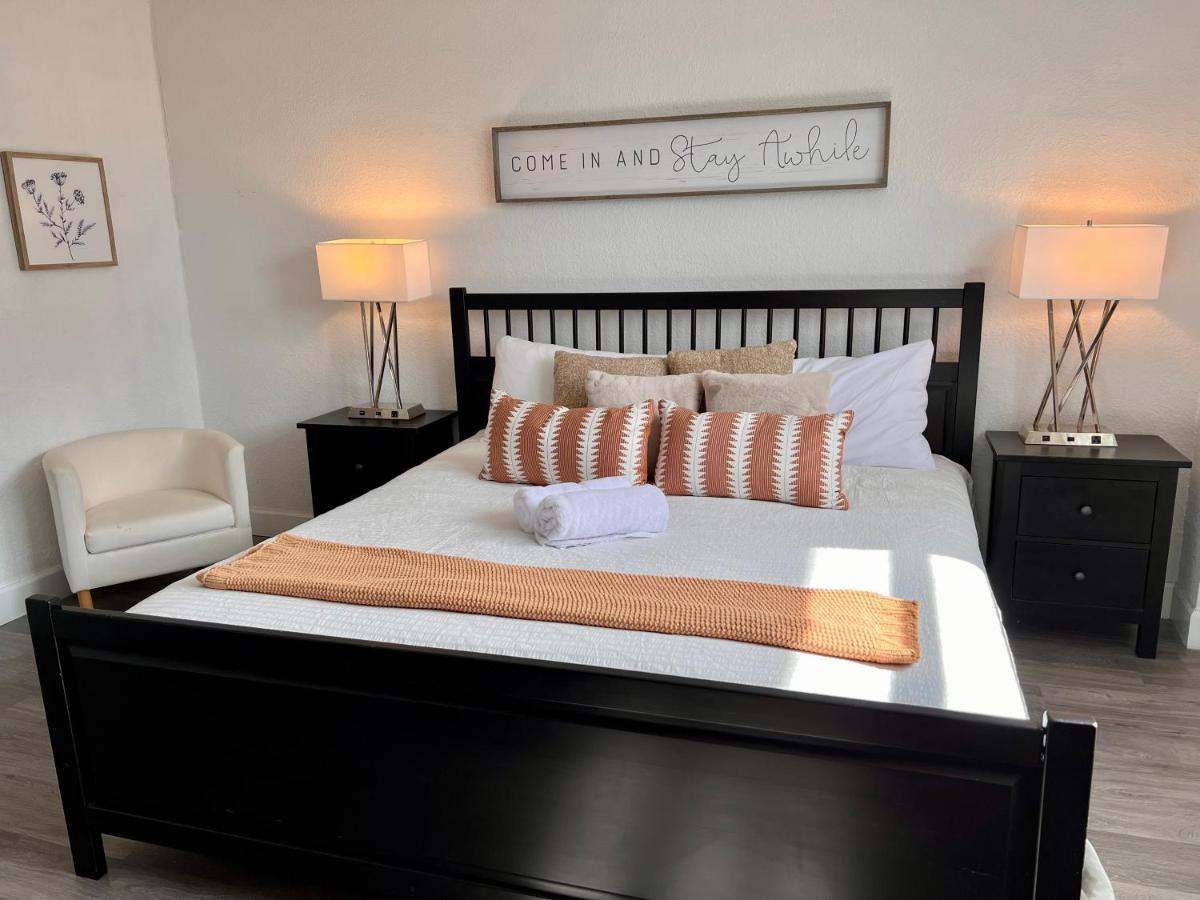 Standard One-Bedroom Suite with Bay View 610,1731424550:JPEG