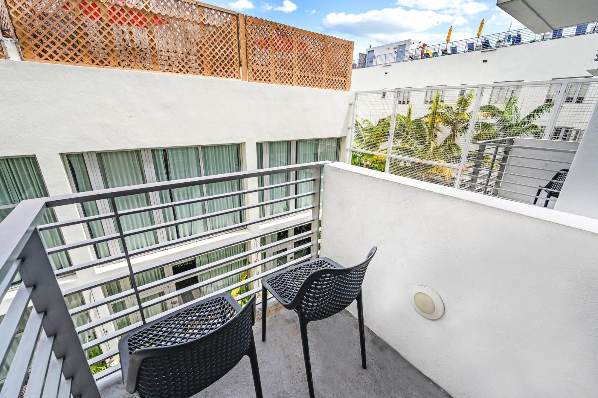 Deluxe King Room Balcony