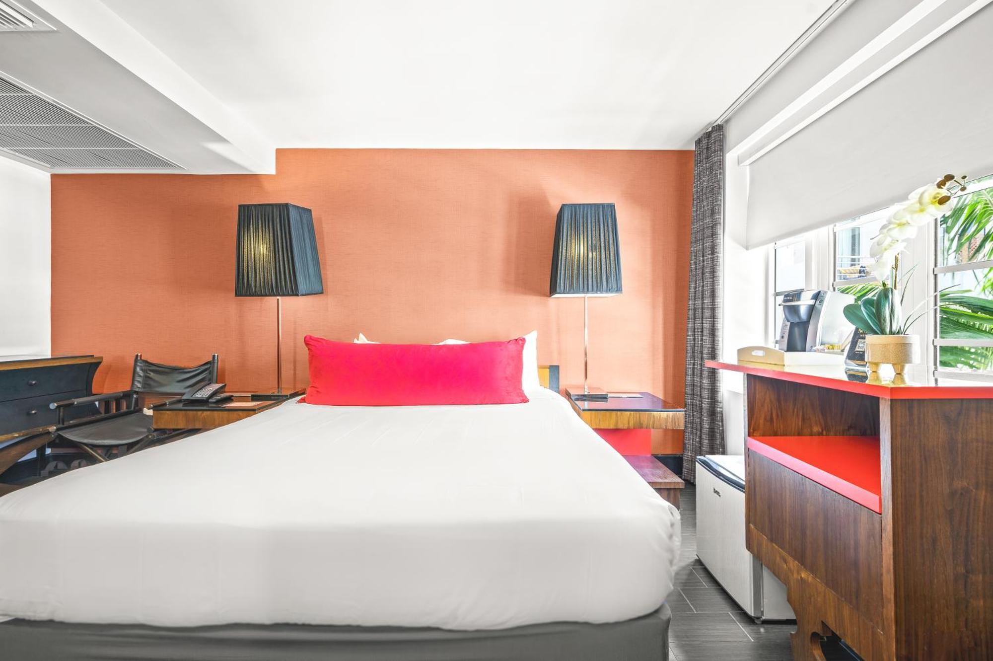 Superior Queen Room