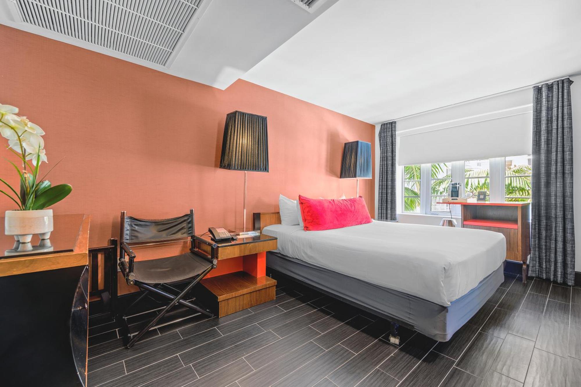 Superior Queen Room