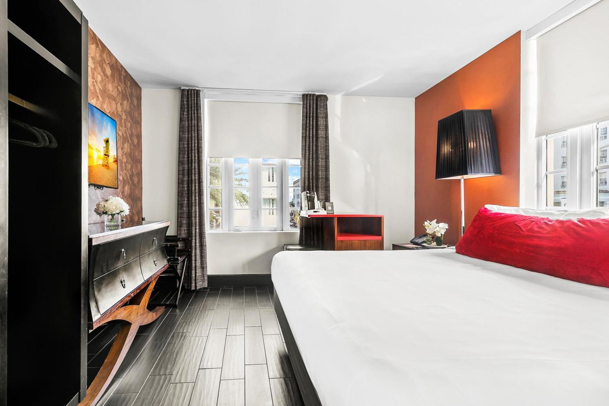 Superior King Room