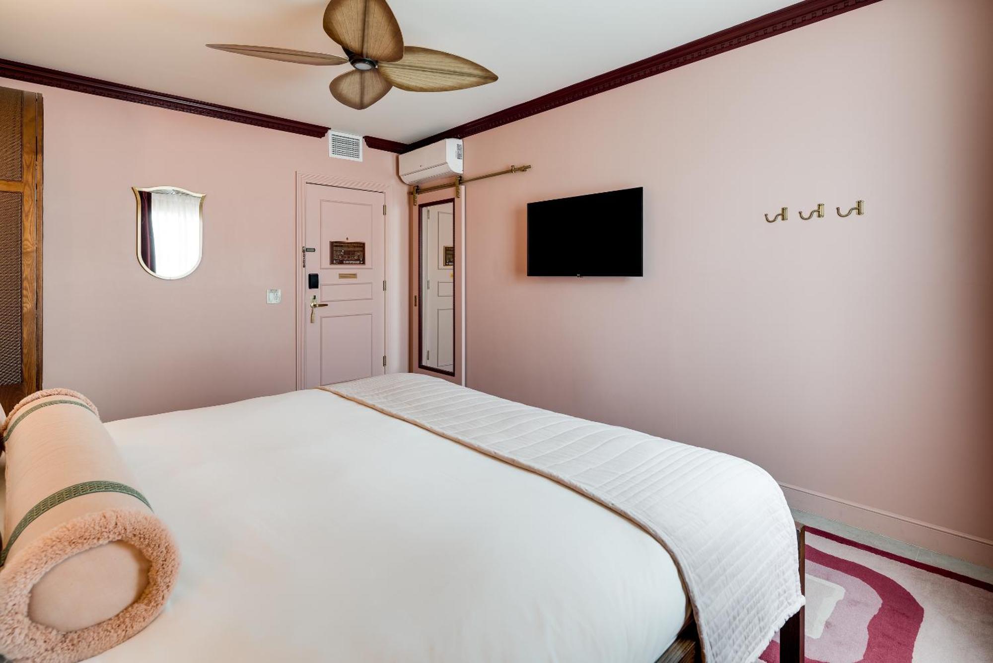 Deluxe Zimmer mit Kingsize-Bett