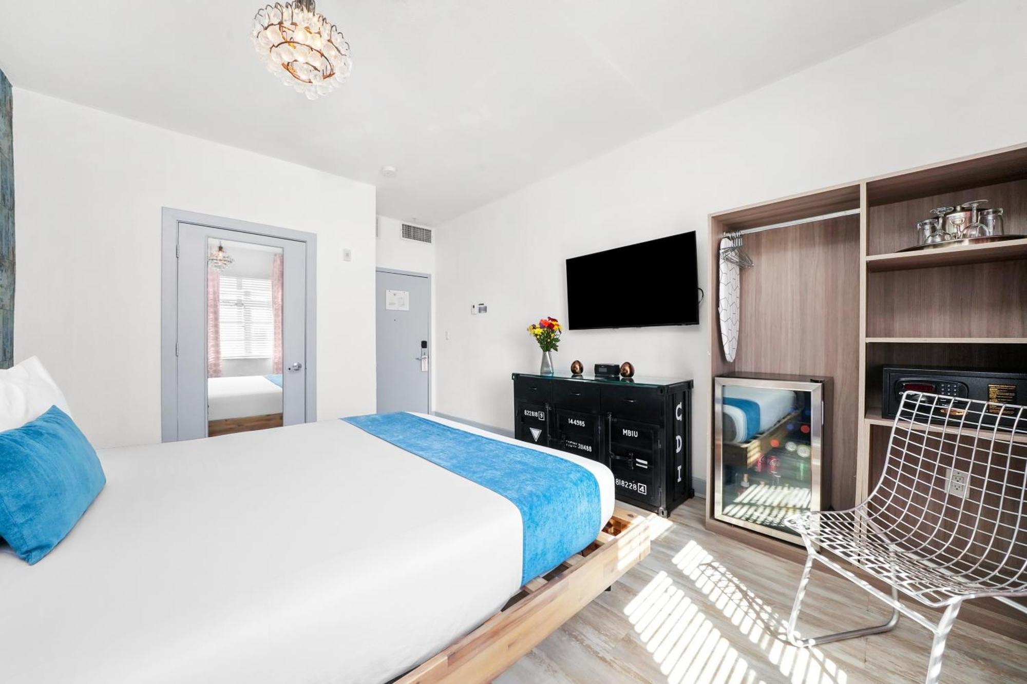 Standard King Room,1693275815:JPEG