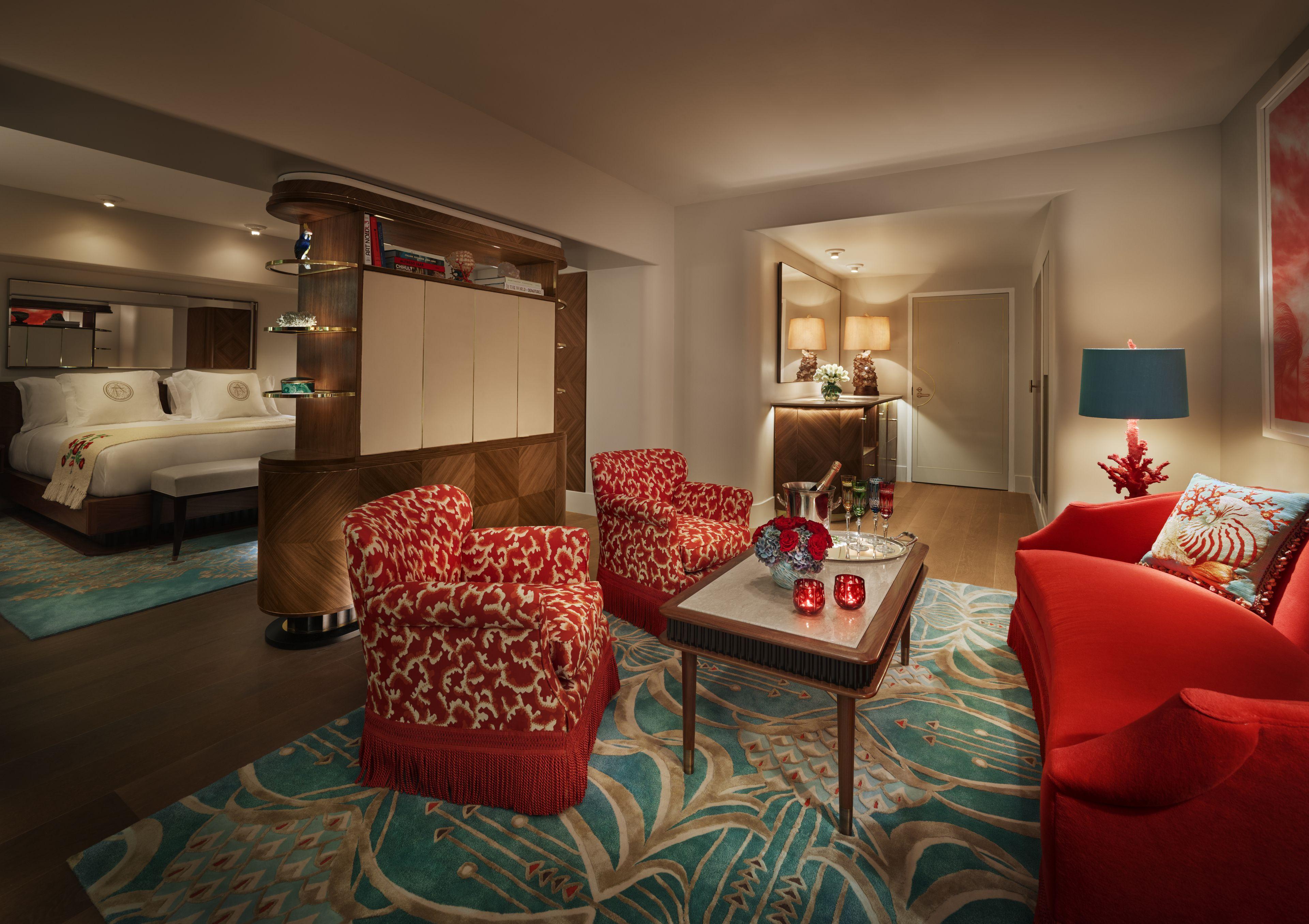 Junior King Suite Partial Ocean View