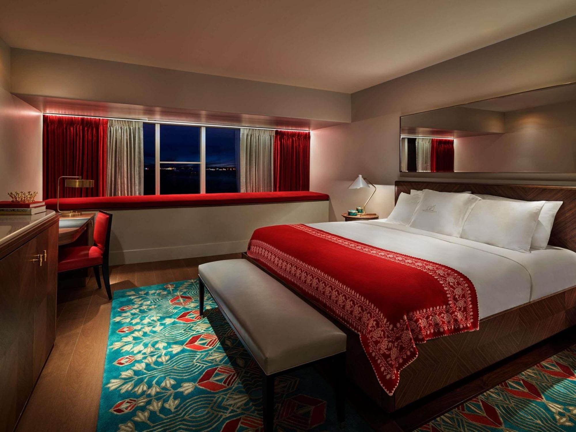 King Room Bay View