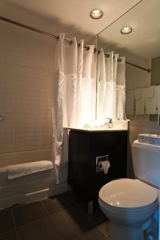 Petite Double Room,152573320:JPEG