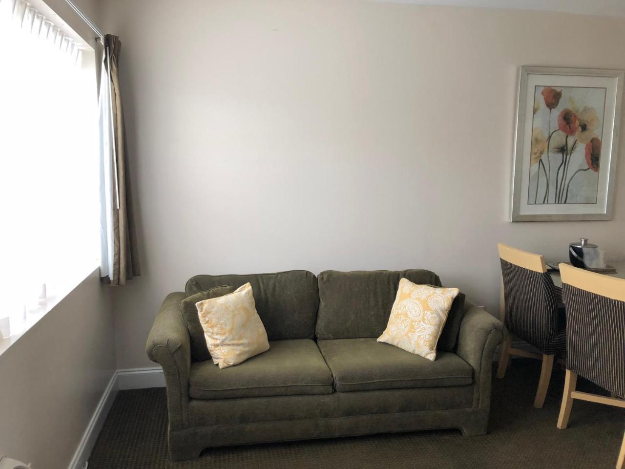 Suite 2 Chambres - Stationnement Gratuit