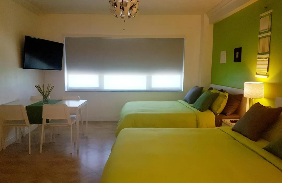 Miami Beach Suncoast Apartment III-1