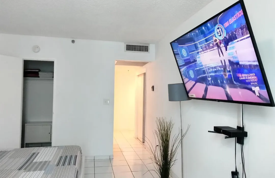 Miami Beach Apartments By Miarentals-1
