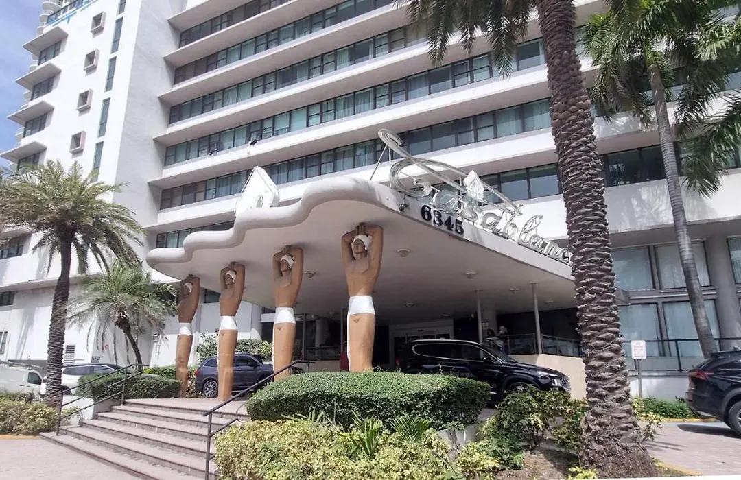 Miami Beach Suncoast Apartments VII-1