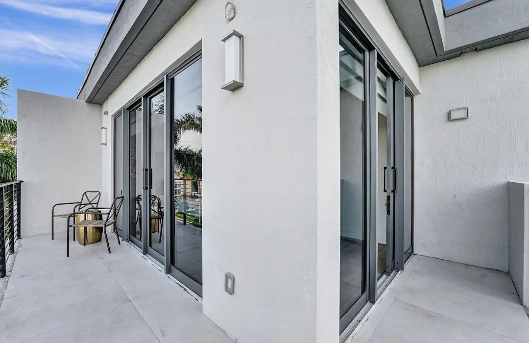 Up East Townhomes By Nomada Residences-1