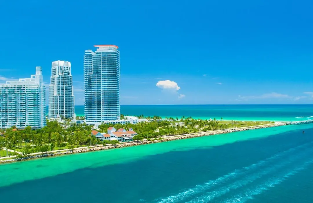 Luxurious Private Condo At 1 Hotel & Homes -1127-1