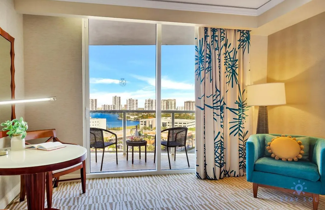 Luxurious Beach Resort, Bay View, Gym-1