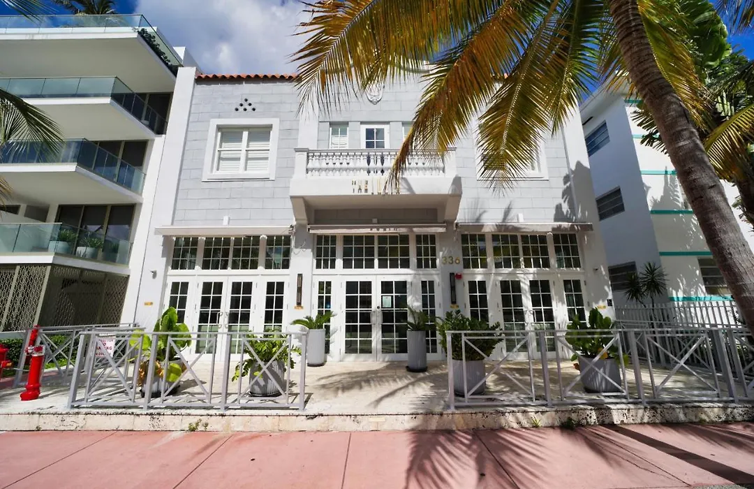 The Julia Hotel (Adults Only)-1