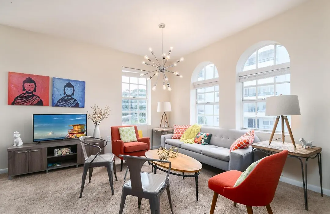 Apartment On 7 Th Collins Ave-1