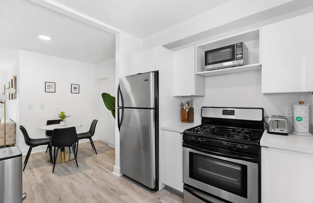 Modern 2Br Apartment In North Beach-1