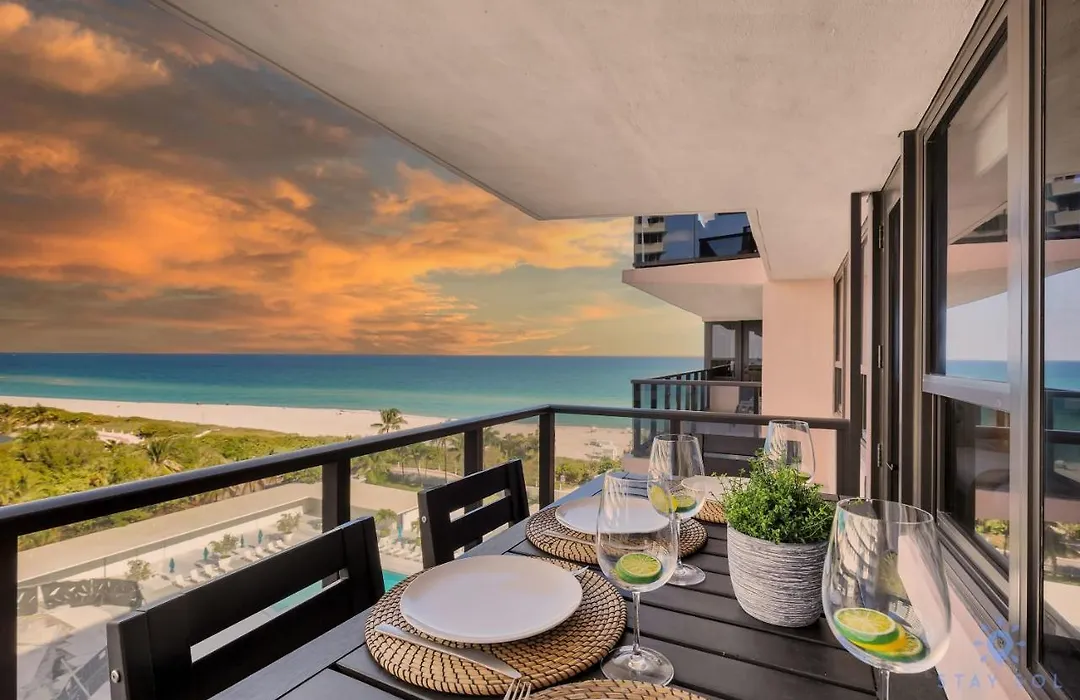 Ocean View Balcony Beachfront Condo Amazing Pools-1