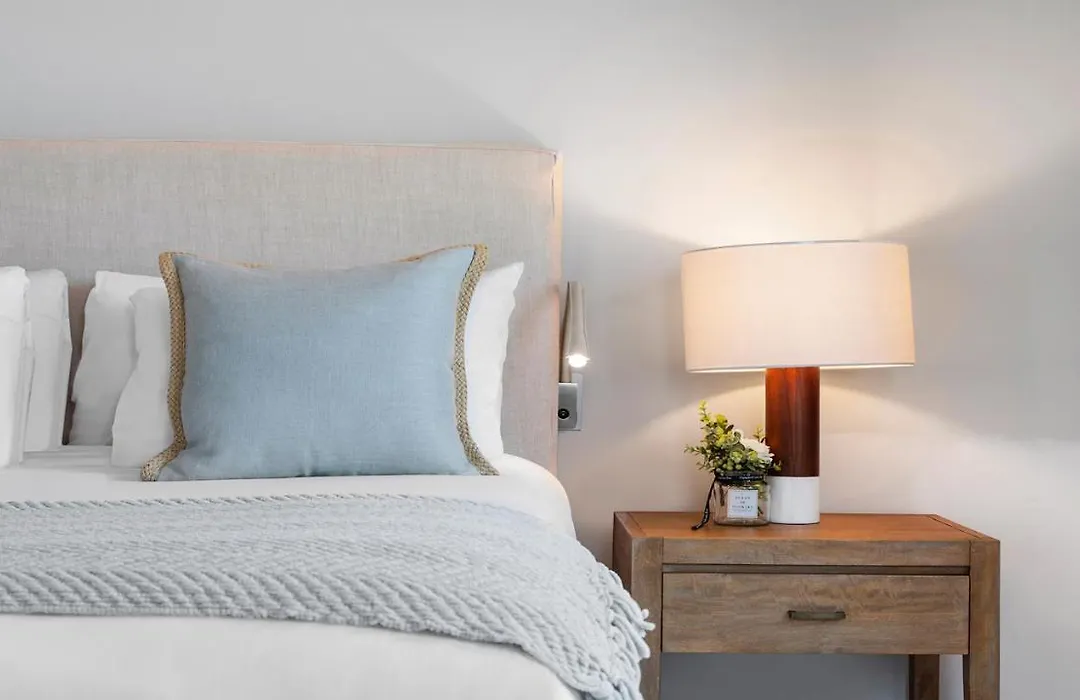 2 Bedroom Private Residence At Roney Palace -1609-1