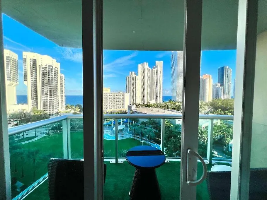 Lovely 1 Bedroom With Washer-Dryer-1