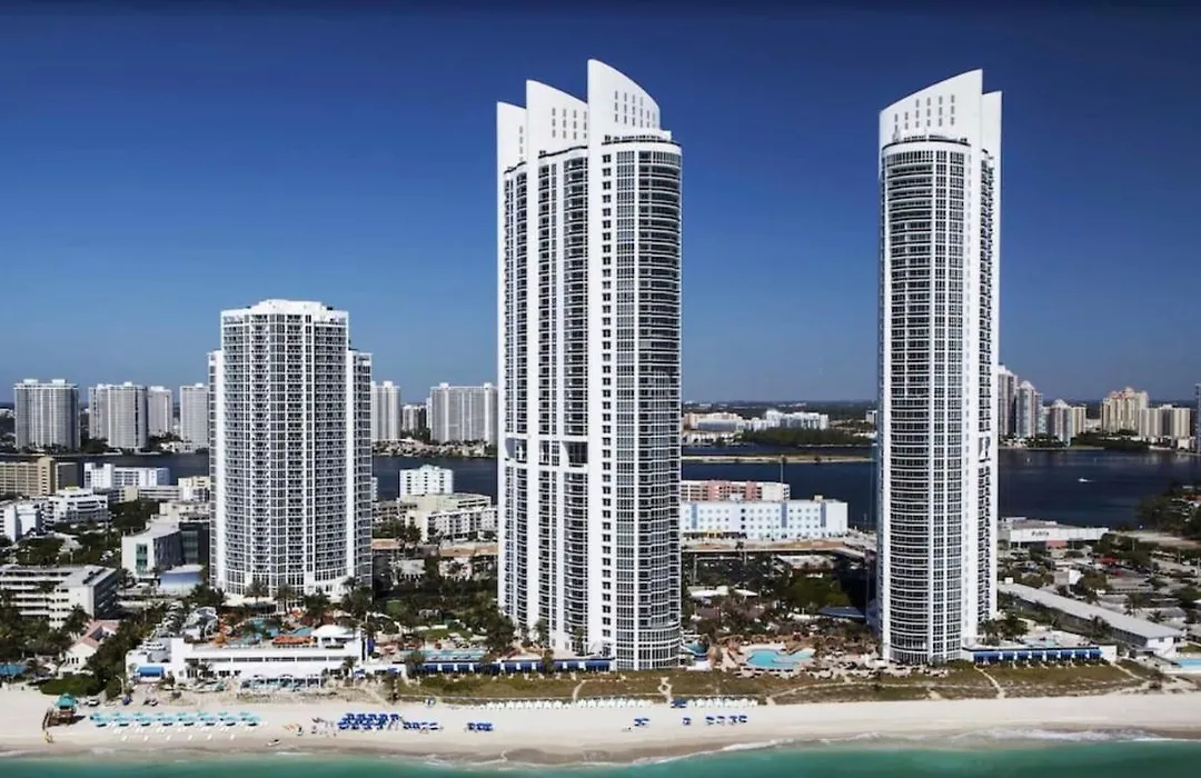 Luxurious Beach Resortbay View Insta Worthy Gym-1