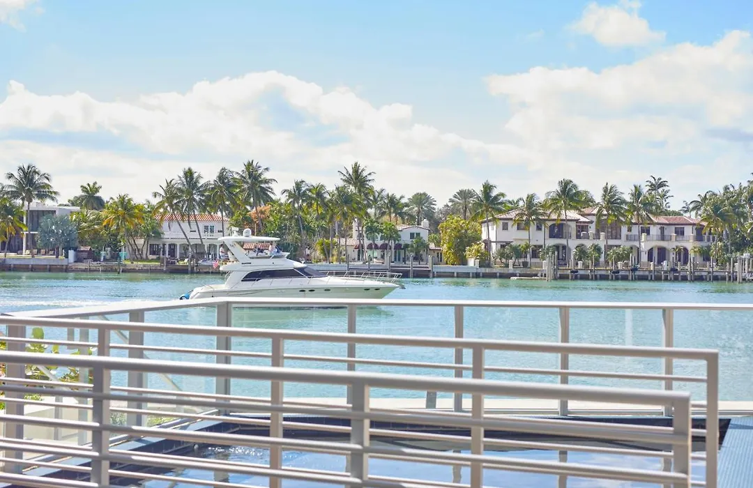 Peloro Miami Beach Delight-1