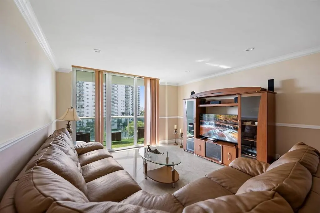 Entire Condominium With A Pool View, Next To Beach-1