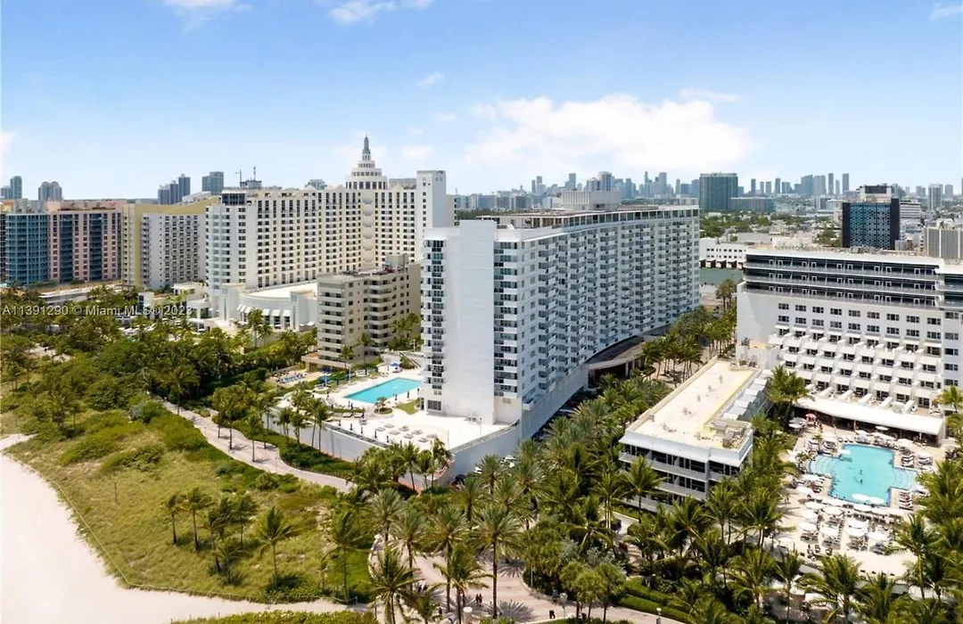 The Heart Of Lincoln Rd South Beach-1