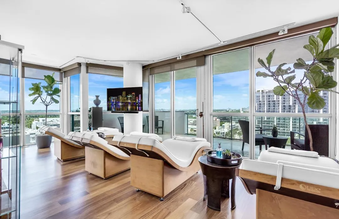 Setai Oceanview 2/2 Luxury Residence-1