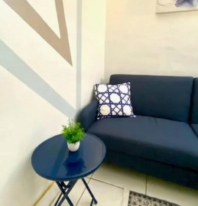 Cozy Beachside Studio Apartment In Miami Beach-1