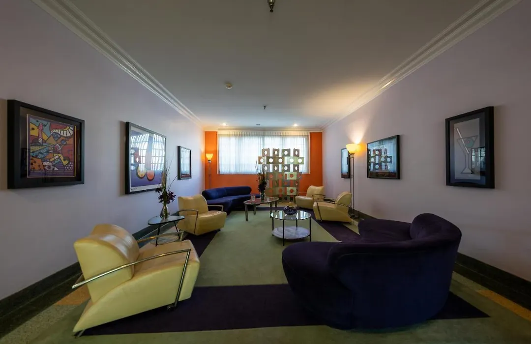 Ocean Drive Roomy Studio With Full Kitchen-1