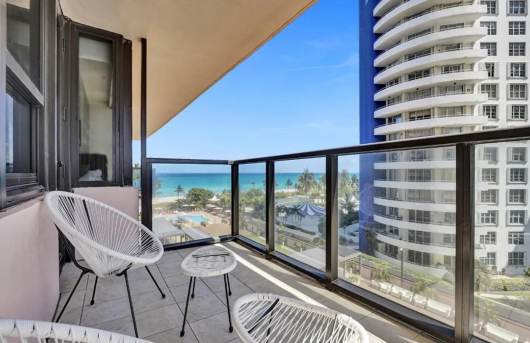 Ocean View Condo 2 Bdrm 2 Ba 709-1