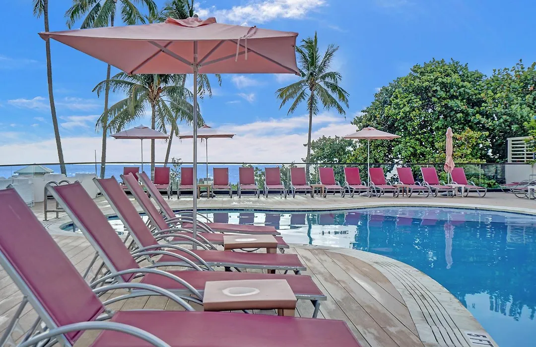 8 Floor Miami Beach With Beach Service-1