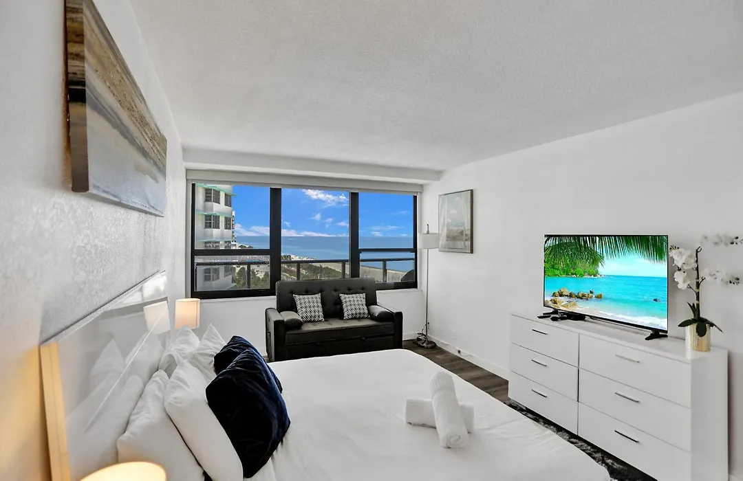 Beautiful Condo In Resort 1004-1