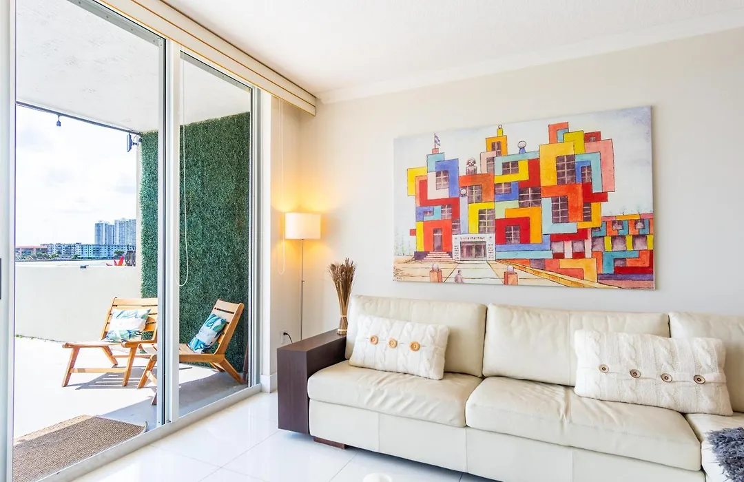 Golden Bay 303-1