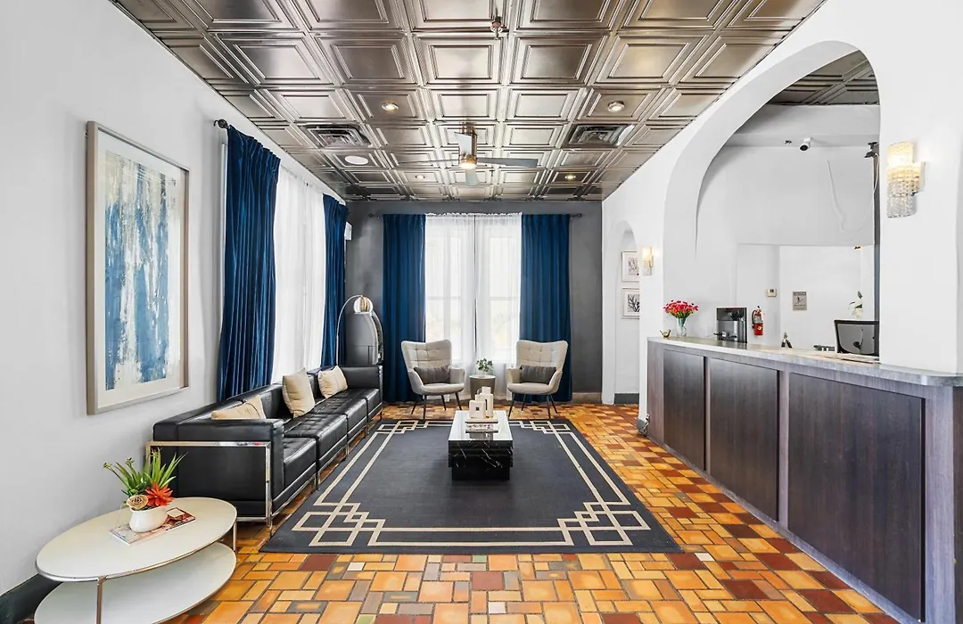 Nine20 Collins Apartments By Lowkl-1
