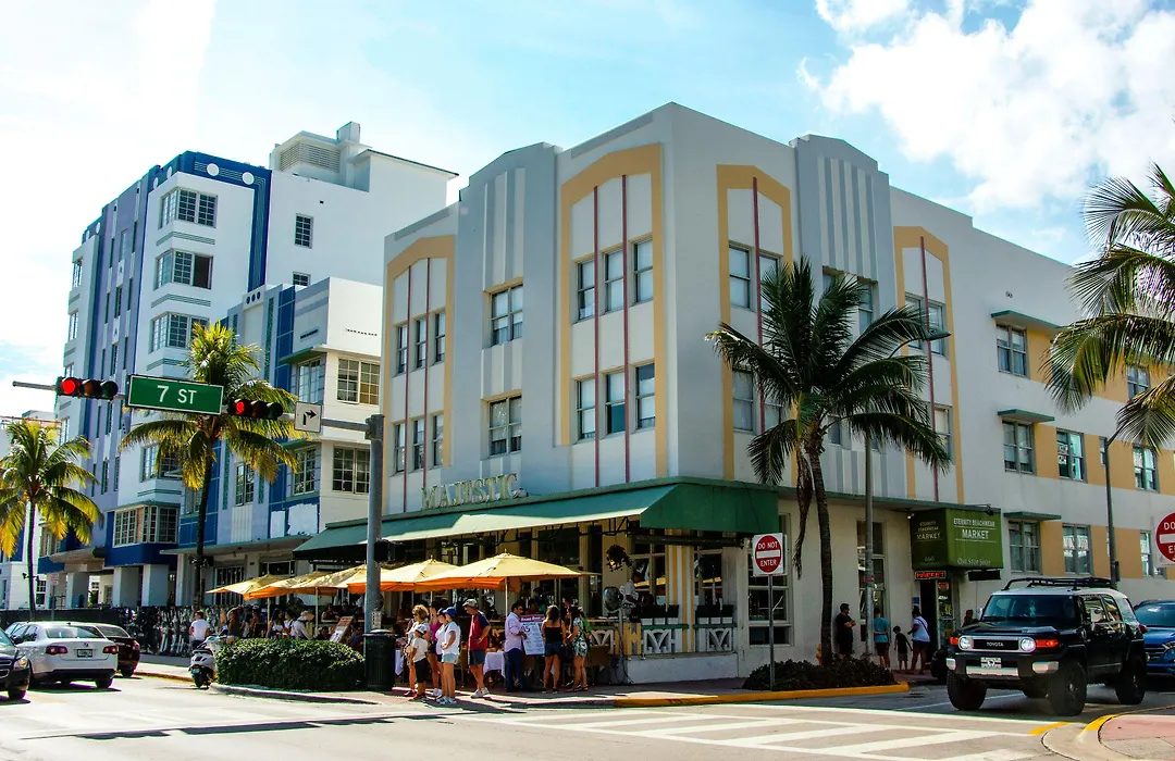 Majestic Hotel South Beach-1