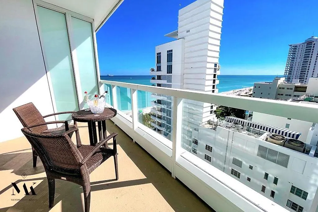 Fontainebleau Resort Balcony W Ocean + Bay View-1