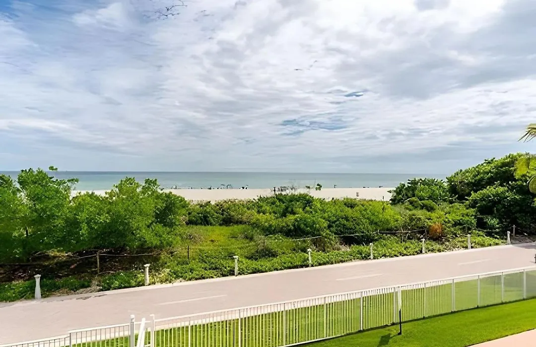 Pavilion - Great Ocean View -Miami Beach-1