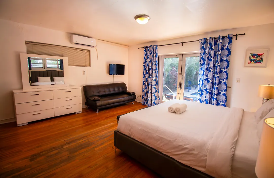 L'Etoile Apartments Part Of The Oasis Casita Collection-1