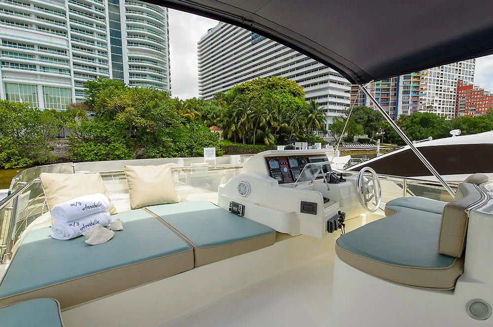 Miami Yachting Company-1