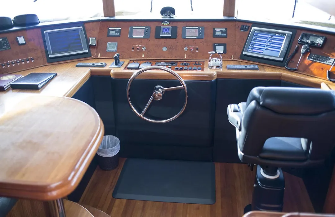 Miami Beach Luxury Yacht Charters-1