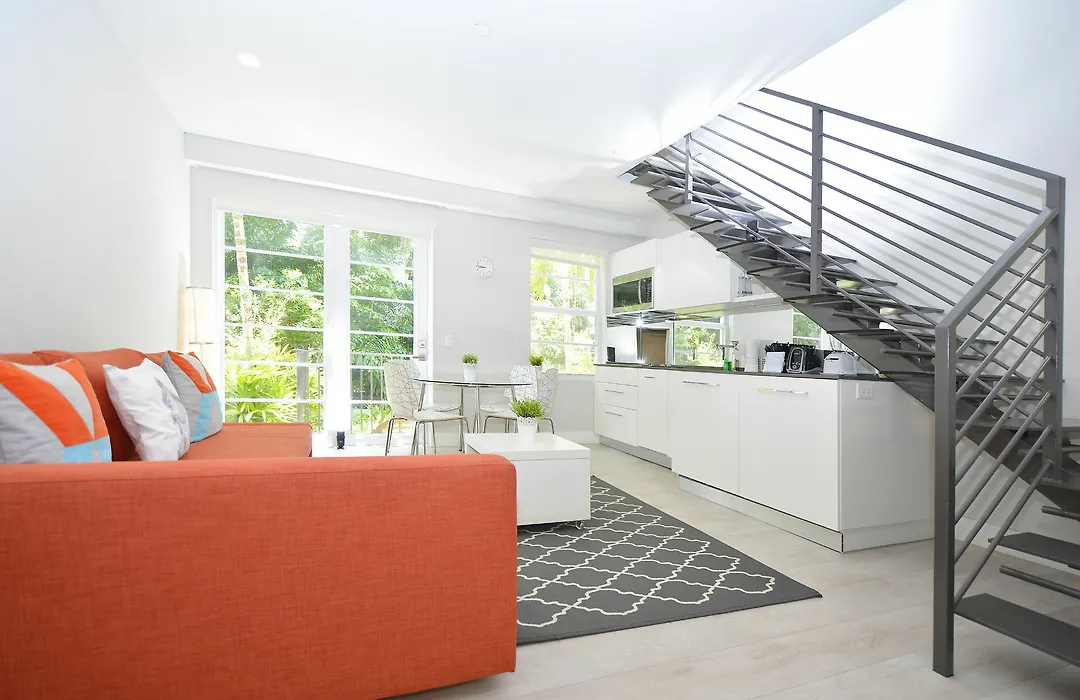 Art Deco Townhouse Apartments-1