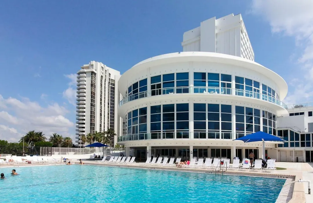 Castle Beach: Coral Condo-1