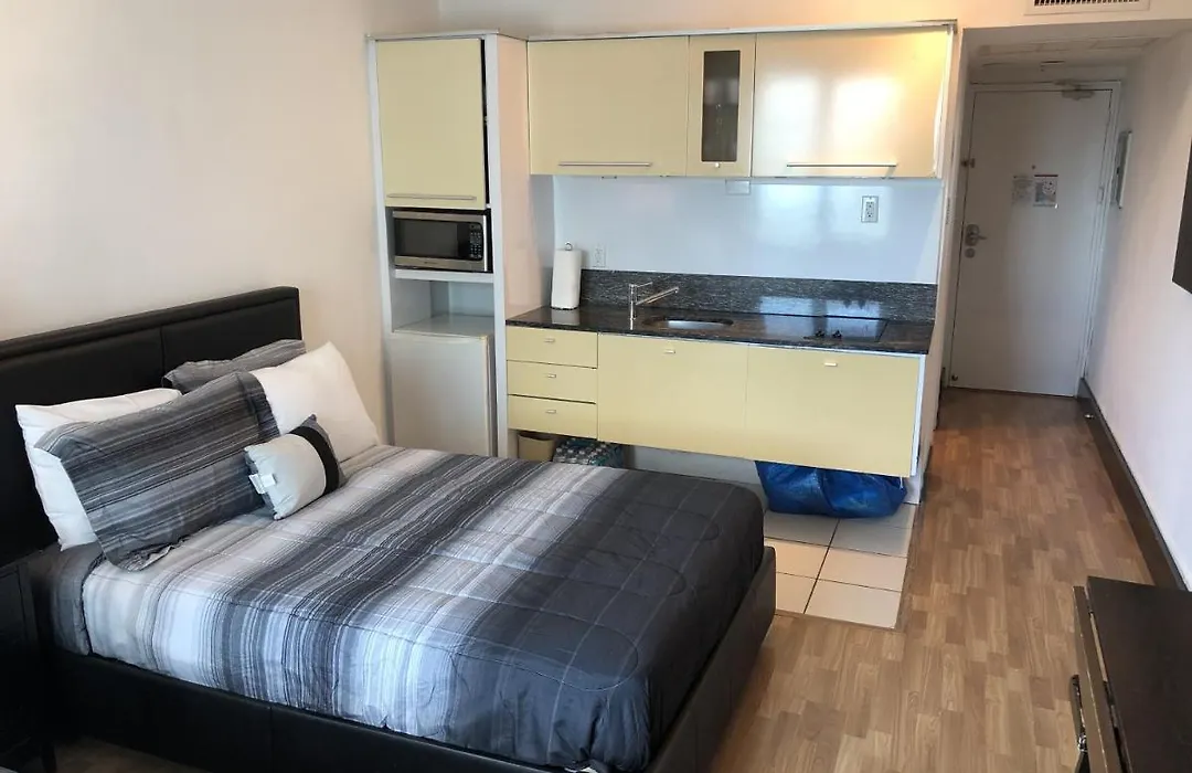 Oceanfront Studio Casablanca Miami Beach-1