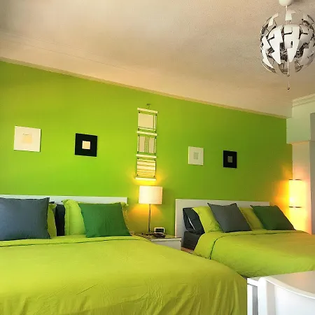 Miami Beach Suncoast Apartment III-3