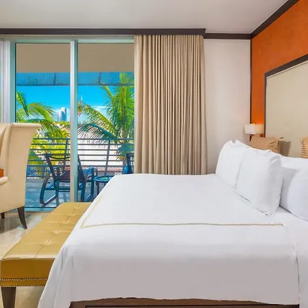 Private Studio At Z Ocean Hotel-2