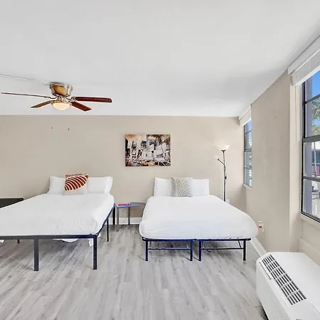 Gorgeous Apartment, South Beach, 1 Block To Ocean-3