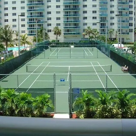 Ocean Reserve Collins Avenue-2