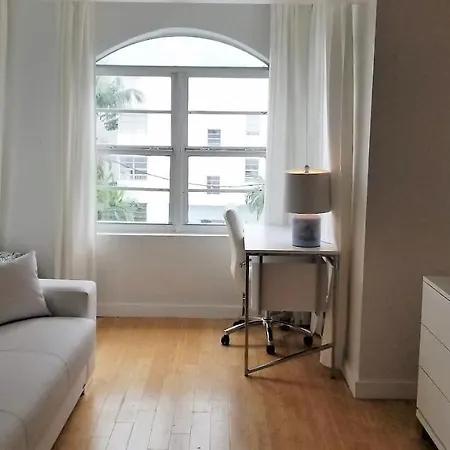 Sobe Sunshine One Bedroom Apartments-2